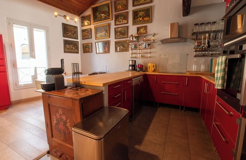 Arles City Centre Apartment | L'Escale - Terrace and air conditioning