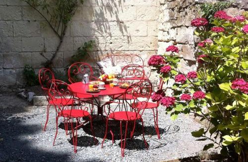 Dampierre-sur-Loire House | L’escale Troglo au bord de la Loire
