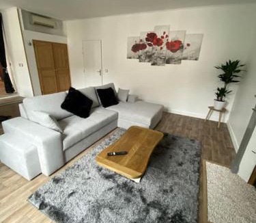 Tulle Apartment | L'Escale ZEN