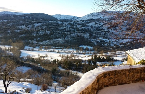 Coursegoules House | L'Escaou Très - COURSEGOULES