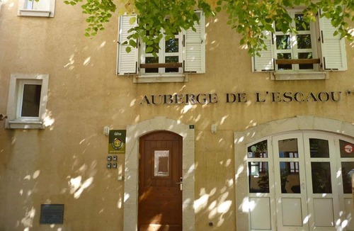 Coursegoules House | L'Escaou Très - COURSEGOULES