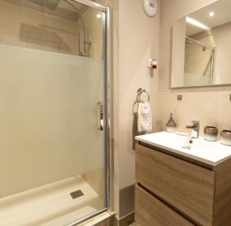 Plantades Apartment | L'Escapade à la Banut