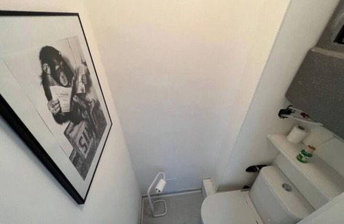 Alco Apartment | L'Escapade: Apartment with air-conditioning and balcony