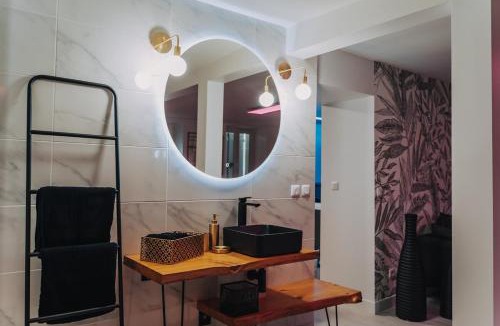 Le Vezier Villa | L'Escapade de Monica - Avec son jacuzzi privatif