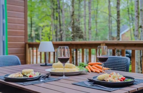 Pont-Rouge Ski Chalet | L'Escapade du Domaine - Peaceful Nature Stay