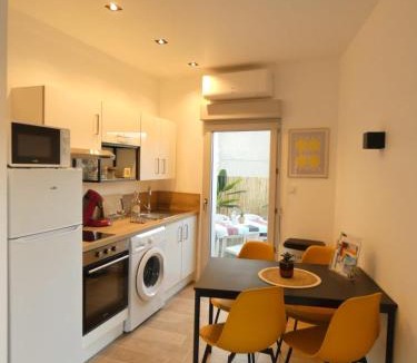 Charavines Apartment | L'ESCAPADE DU LAC private beach lac de Paladru