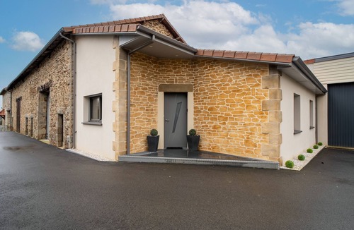 Nexon Apartment | L'Escapade du Petit Mas - Appt climatisé