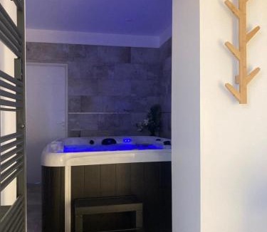 Domvast House | L'Escapade Gite cosy avec SPA et mini ferme