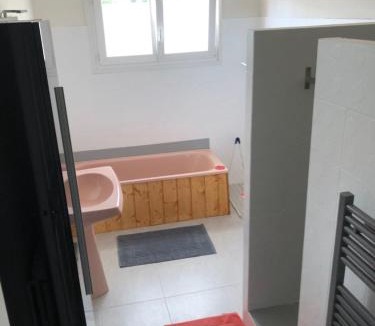 Albi House | L'ESCAPADE, Gite rural en ville! Famille, amis, travail
