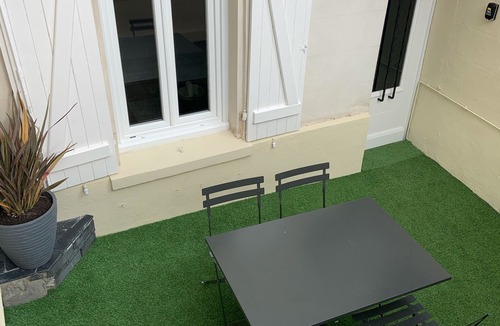 Saumur House | "L'ESCAPADE" house downtown Saumur with terrace