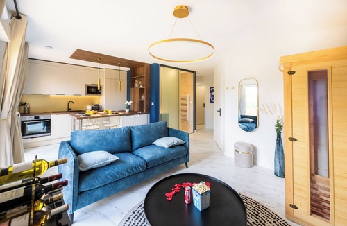Tournefeuille Apartment | L'escapade Indigo - Balneo - Sauna