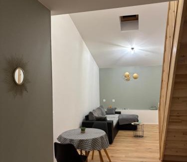 La Roche-Chalais Apartment | L escapade pro