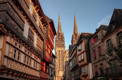 Quimper Apartment | L'ESCAPADE, proche centre ville avec parking