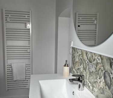 Chalon-sur-Saone Apartment | L Escapade Saint Laurent - Chalon sur Saône