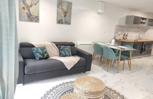 Castanet-Tolosan Apartment | L'escapade.T2 ☆ Garden ☆ Spacious ☆ Parking ☆ Wifi