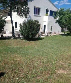Uchaud Bed & Breakfast | L'Esperluette en Camargue