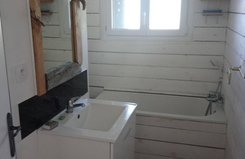 Uchaud Bed & Breakfast | L'Esperluette