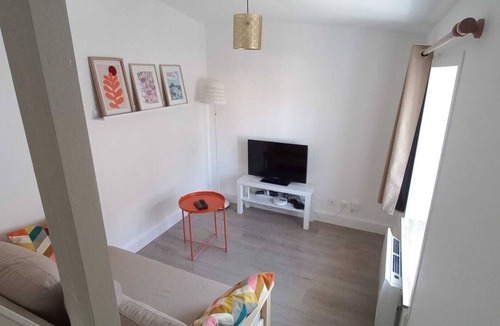 Nieuil l'Espoir Apartment | L'Espoirenthèse - T2 35 m² close to all amenities