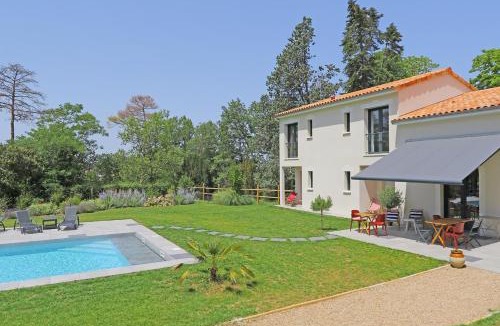 Moussais-la-Bataille Bed & Breakfast | L Esprit du Clain chambres d hôtes au calme proches du Futuroscope Golf et Lac de St Cyr