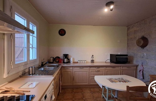 Castres House | L'esquiròu - castres - Gîte