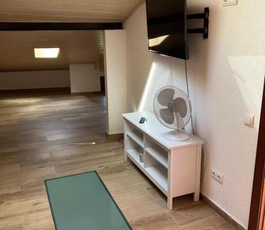 Santa Maria de Corco Apartment | L'Esquirol de L'Esquirol