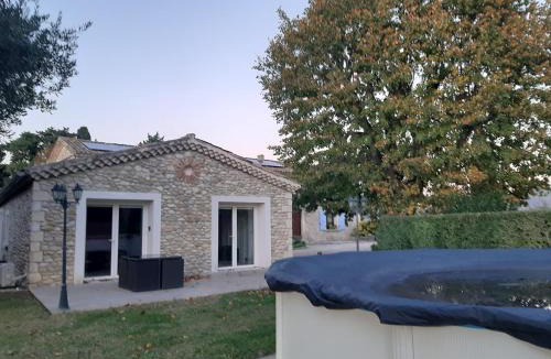 Cleon-d'Andran Apartment | l esquisse