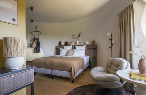 Pire-sur-Seiche Hotel | L'EssenCiel