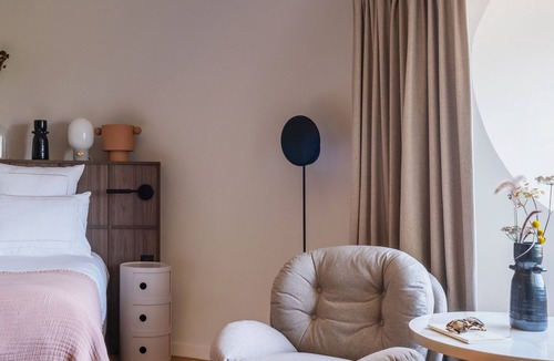 Pire-sur-Seiche Hotel | L'EssenCiel