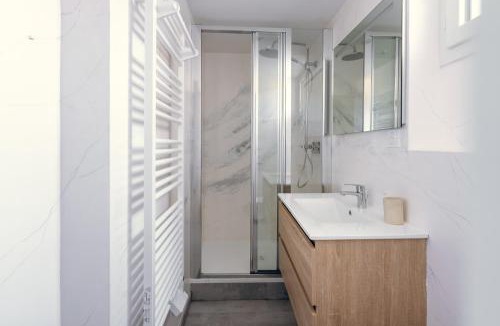 La Ferte-Gaucher Apartment | L'essentiel, calme et climatisé - Accès autonome