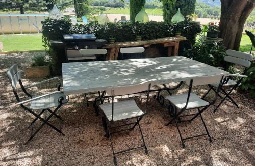 Ansouis Bed & Breakfast | l'Estagnol