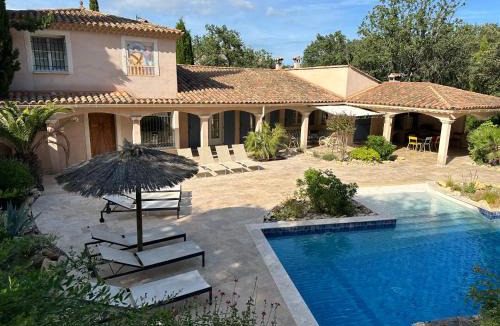 Vezenobres Villa | L'Estancia