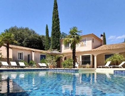 Vezenobres Villa | L'Estancia