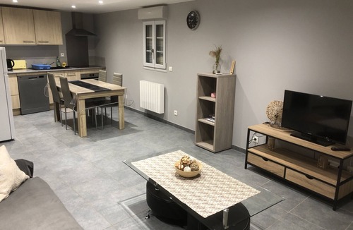 Brioude Sud Auvergne House | "L'Estanco warm village house