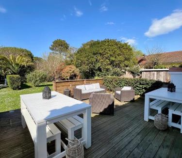 Gastes Bed & Breakfast | L'Estanquet Bed and Breakfast pdj offert