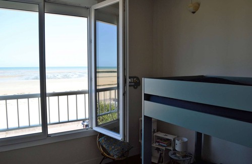 Courseulles-sur-Mer House | L'estran - Maison sur la Digue Avec vue mer