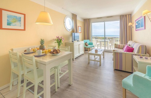 Chateau-d'Olonne Apartment | L'Estran S2M by Interhome