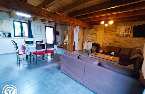 Aynac House | L'Etable - AYNAC - Gîte