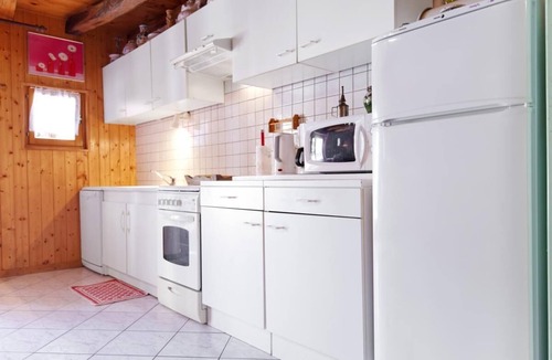 Poncin House | L'etable - Poncin - Gîte