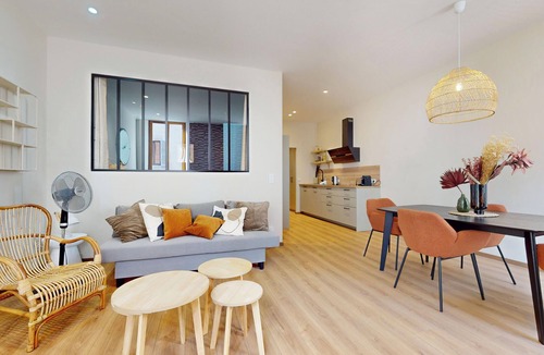 Annecy Old Town Apartment | L´Etage - Grand T3 en plein coeur de la Vieille Ville d'Annecy