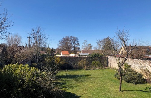 Villemeux-sur-Eure House | L'Étamine - Charming house with garden, quiet setting.