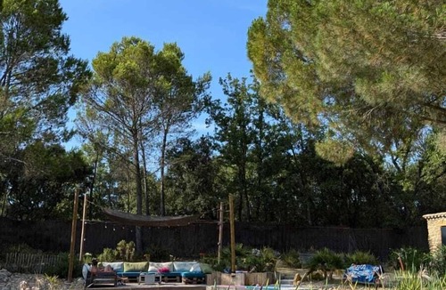 Uchaux House | L'ETANG DES CIGALES : Cosy, bright studio, natural pool, sleeps 2