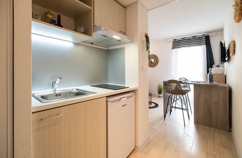 Lourdes Apartment | L'ETHNIK STUDIO ALL COMFORTS WIFI