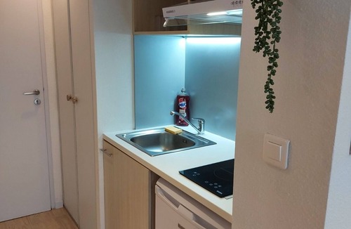 Lourdes Apartment | L'ETHNIK STUDIO ALL COMFORTS WIFI