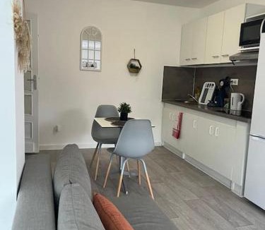 Chateau Apartment | L'ethnique cottage 30m2 2 personnes avec extérieur