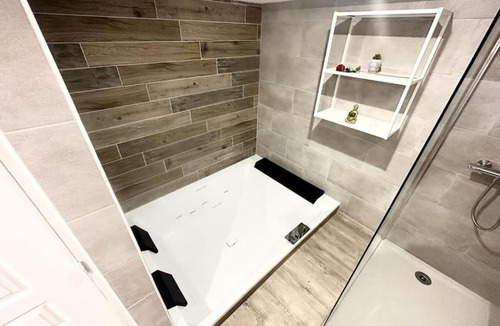 Moyen-Vernet Apartment | L'Evasion - Baignoire luminothérapie - Climatisé