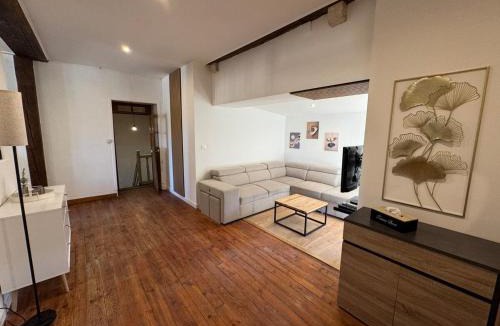 Saint-Trivier-de-Courtes Apartment | L Expérience Bressane 2