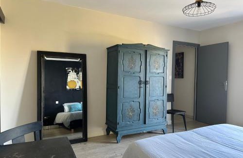 Saint-Georges-les-Baillargeaux Bed & Breakfast | L Ecrin d Anabelle