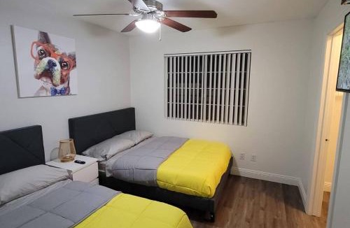 Las Vegas Apartment | L - Fully remodeled and professionally decorated