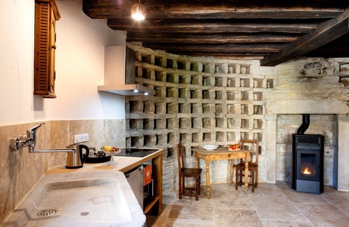 Pichanges House | L' Hôte Antique