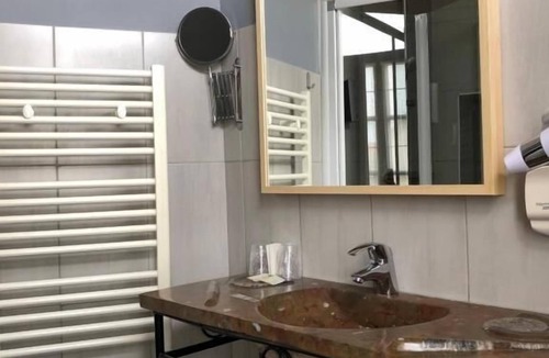 Arc-sur-Tille Hotel | L'hôtel d'Arc